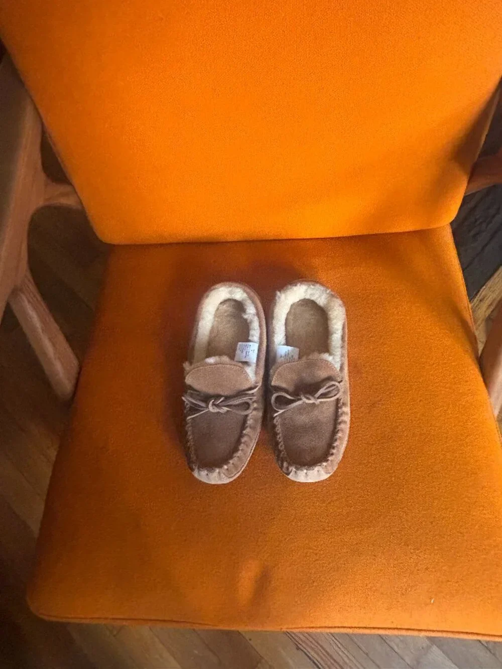 J Crew Shearling Kids Slippers (size 6K)